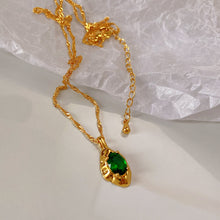 Load image into Gallery viewer, European and American lava grandmother emerald Vintage pendant gold-plated necklace
